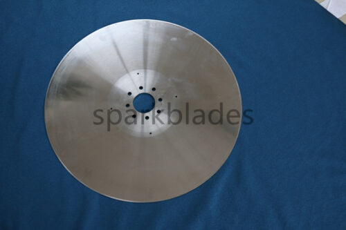 Tissue paper slitting and cutting blade knife